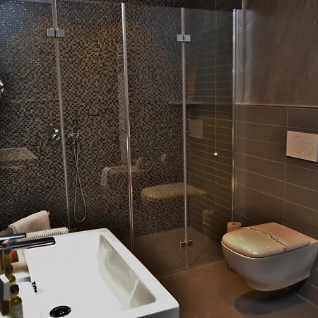 Sylva Suites Casa de hóspedes