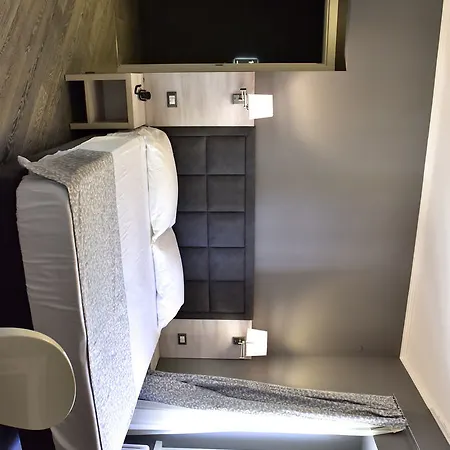 B&B Sylva Suites
